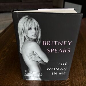 Britney Spears The Woman in Me Hardcover 2023 Memoir 4th Printing